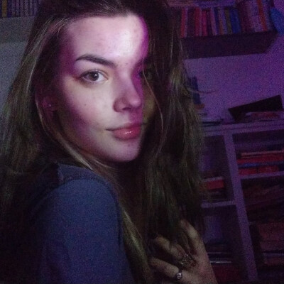 Teodora zoekt een Studio / Kamer in Enschede